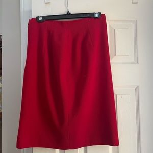 Beautiful top quality classic true red fine woven twill wool knee length skirt